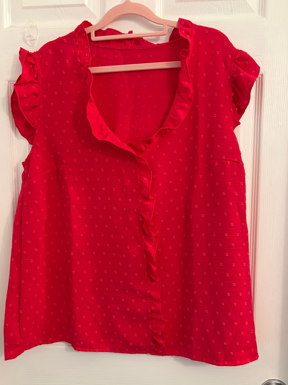 Ruffle V-Neck Cap Sleeve Blouse in Vibrant Red. Size large $8